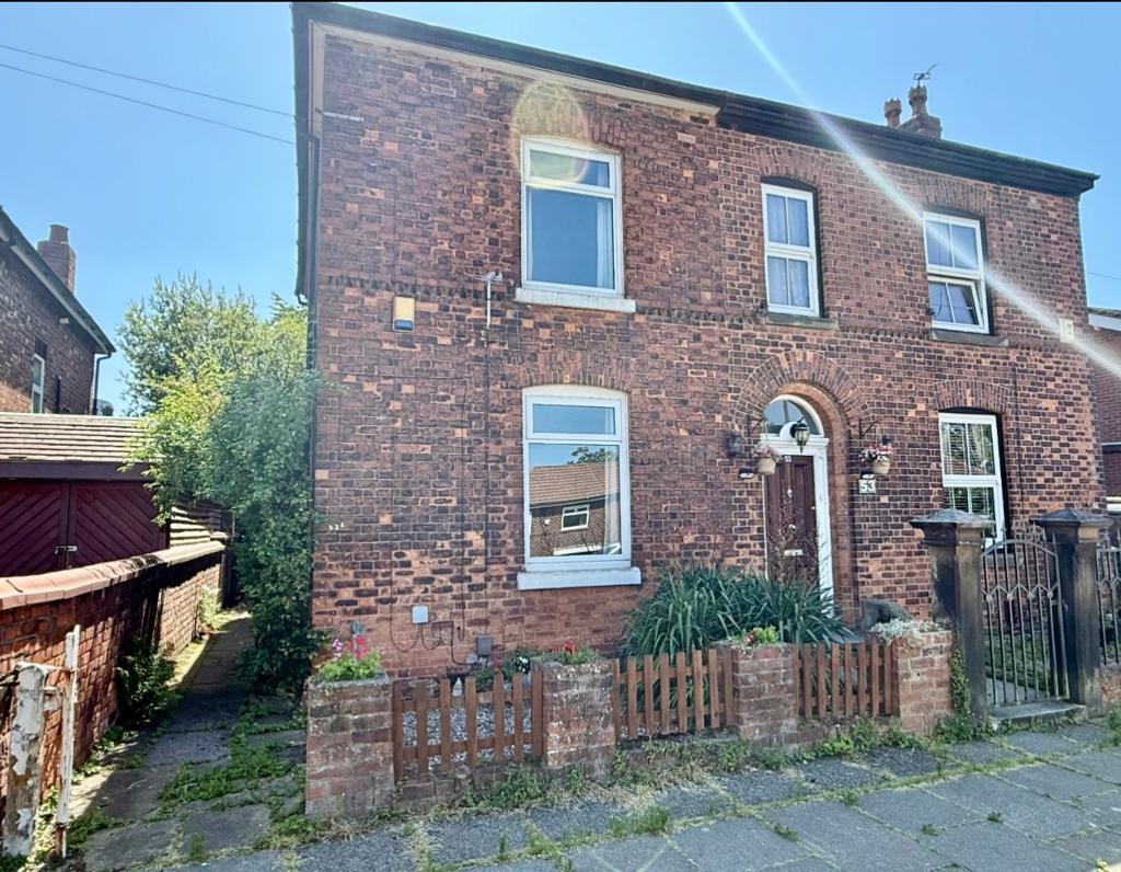 Vernon Road, Bredbury, Stockport, SK6 2NU