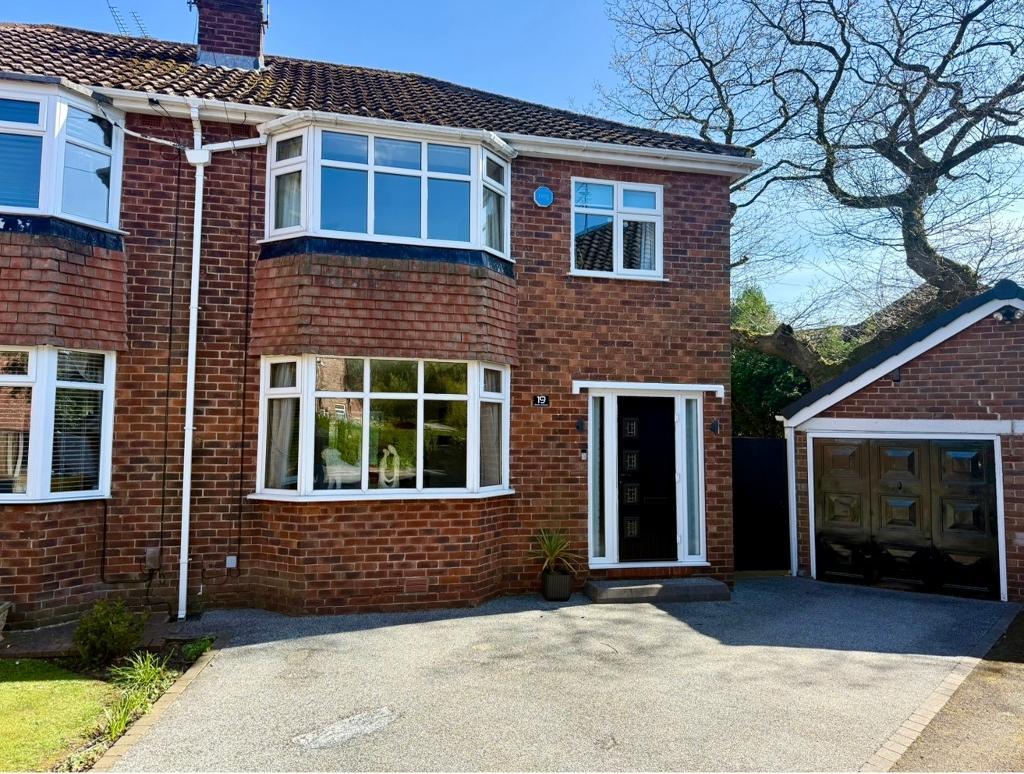 Monfa Avenue, Woodsmoor, Stockport, SK2 7BH